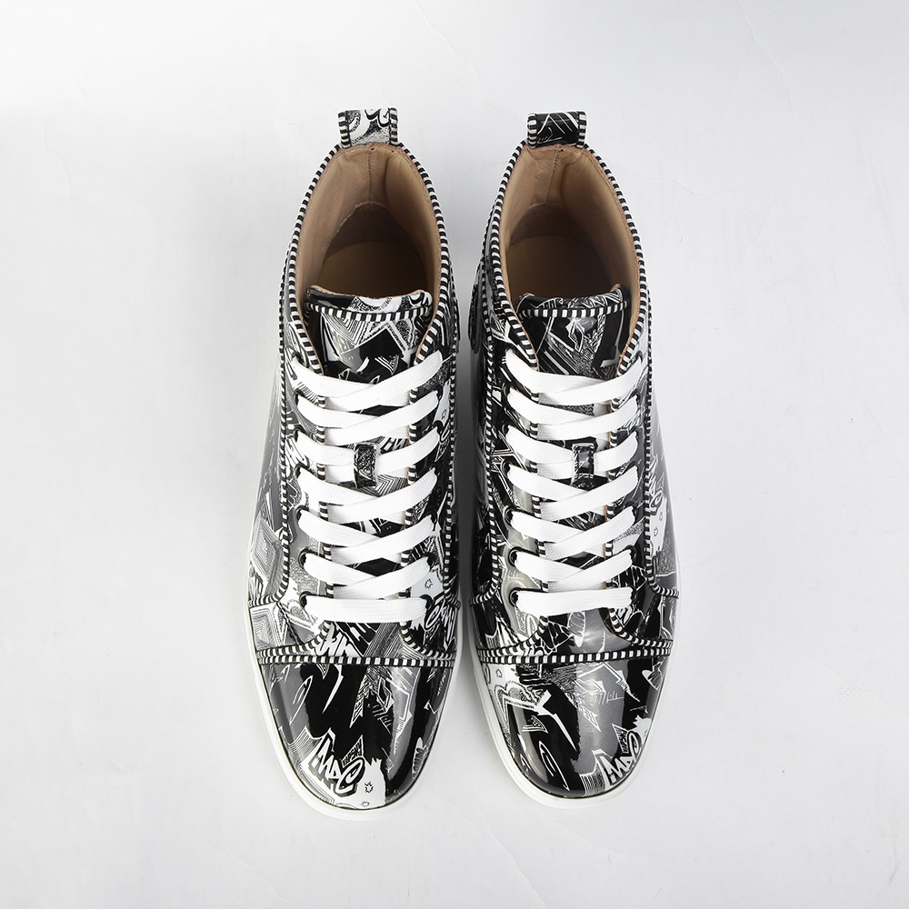 Super Perfect Christian Louboutin Flat Leather Sneakers Black